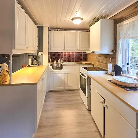 4 Bedroom In