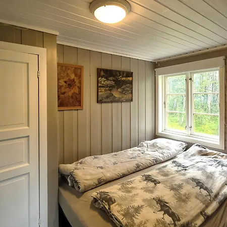 4 Bedroom In *